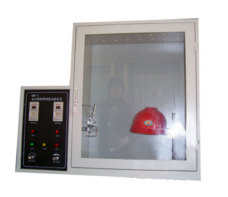 Testmachine voor het testen van de vlamvertrager van de helm