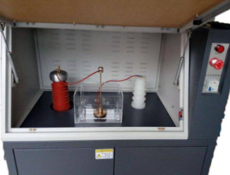 Kabel Voltage Testing Machine Automatische beëindiging Hoogspanningsuitgang van dit instrument is wisselspanning