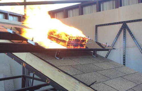 UL790 Intermitterende vlammetest voor het bouwen van geïntegreerde fotovoltaïsche testapparatuur
