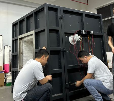 Branddichte coating Verbrandingsprestaties Kleine monstertestoven