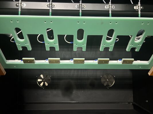 IEC60587 5 stations Hoogspanningsgevoelige neiging van het vliegtuig Tracking & Erosion Tester
